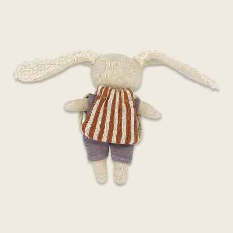 Mutmacher-Hase mit fliederfarbenem Anzug, 16cm