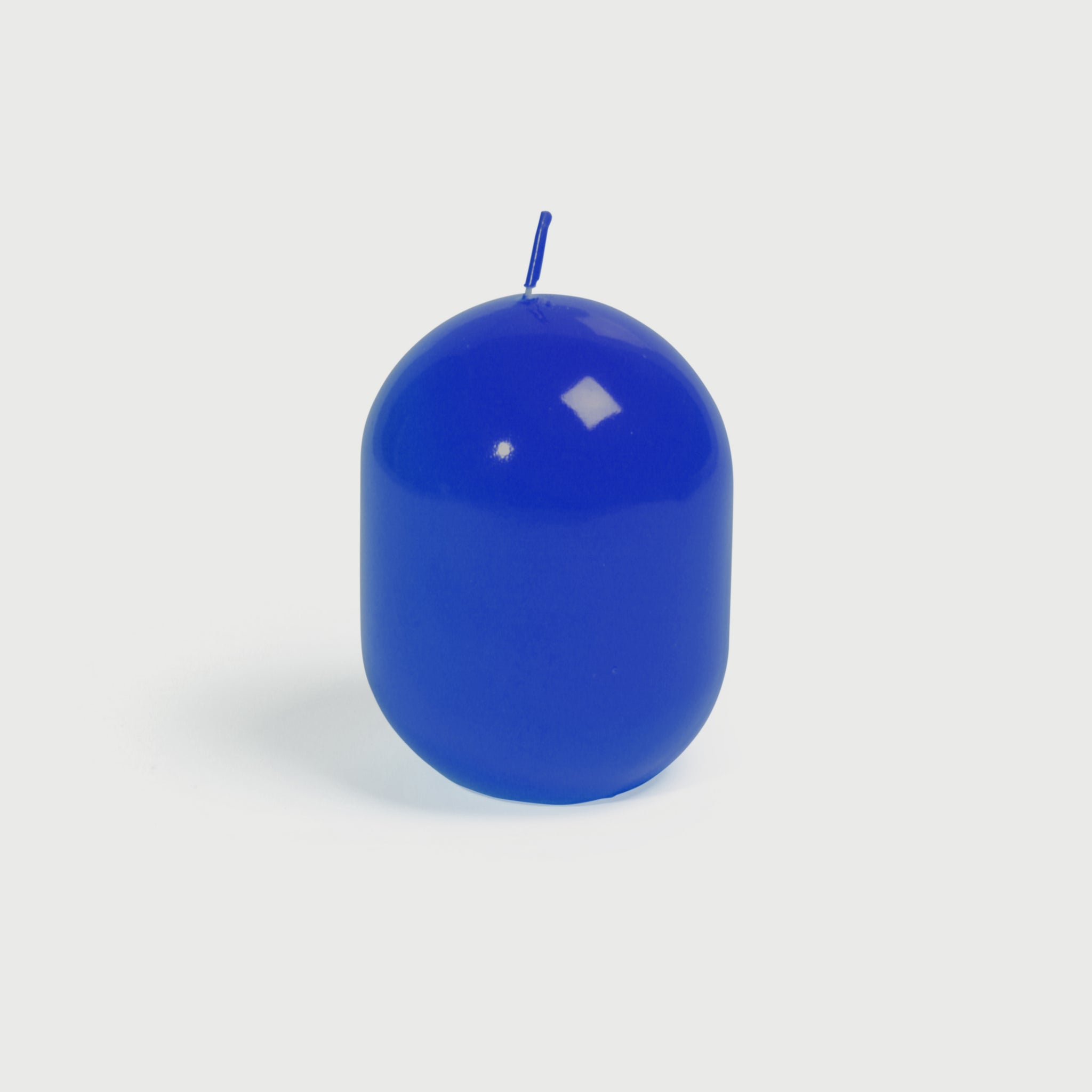 Blaue blob Kerze